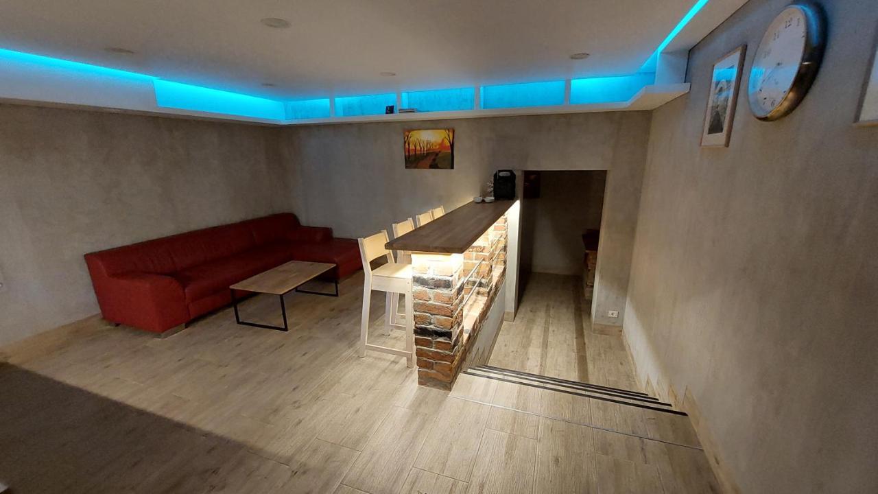 Fun And Chill Patalpu Ir Pirties Nuoma Apartment Vilnius Exterior foto